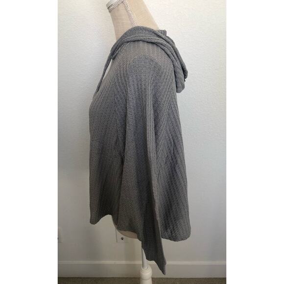 Chaser Gray and Silver Waffle Weave Dolman Sleeve Thermal High-Low Top - M - Picture 4 of 7